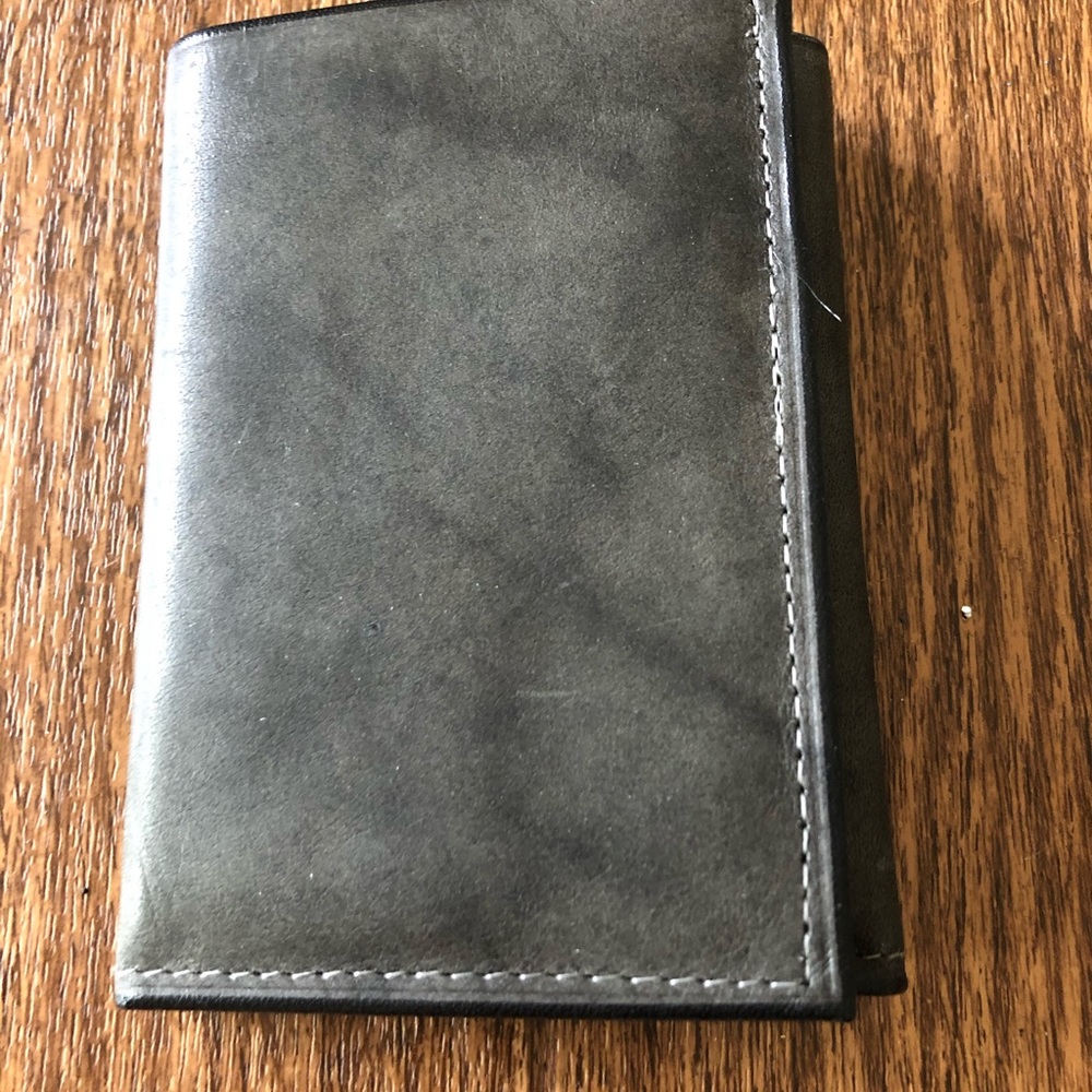 Men’s brand new tri fold wallet